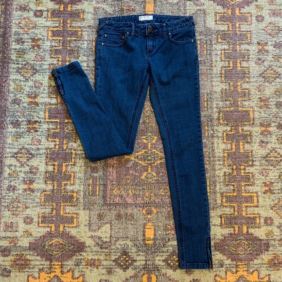 Free People Zipped Ankle Skinny Jeans - Picture 2 of 8